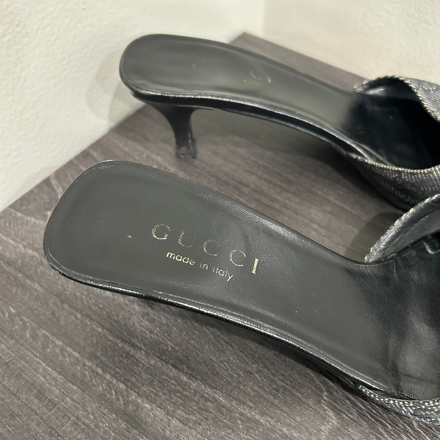 CLEARANCE Gucci Shoes 36.5EU