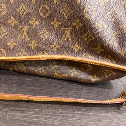 #3206 LOUIS VUITTON  Monogram  Gibeciere GM