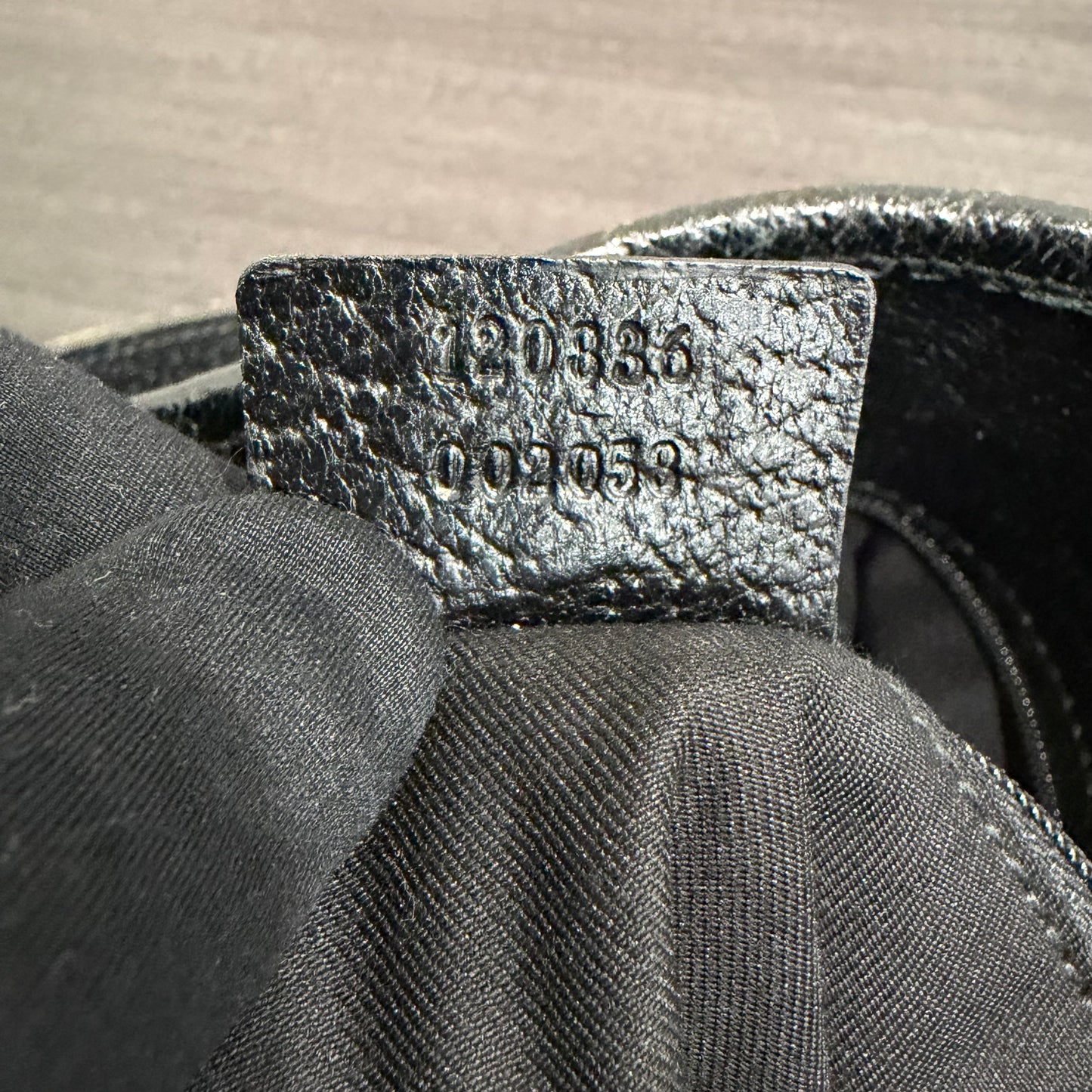 #8256 GUCCI Black GG Canvas Eclipse Tote