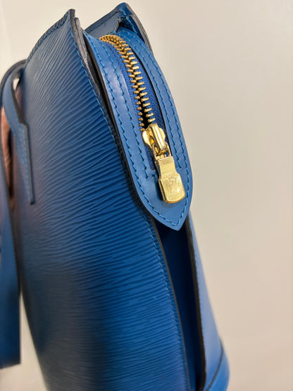 #8248 LOUIS VUITTON Epi Leather St Jacques GM