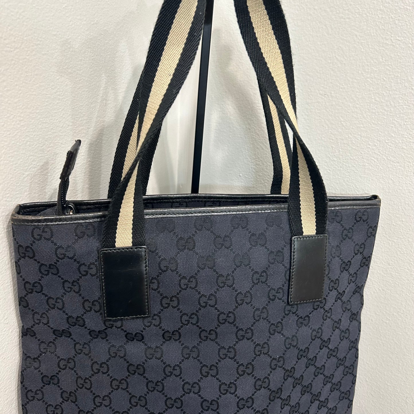 1001 GUCCI Navy Tote