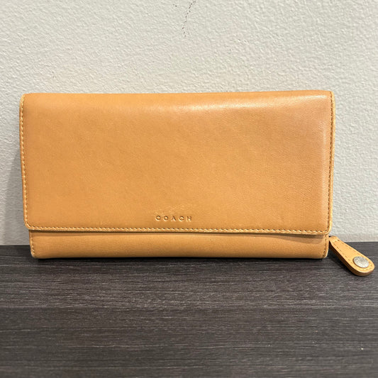 CLEARANCE COACH Wallet