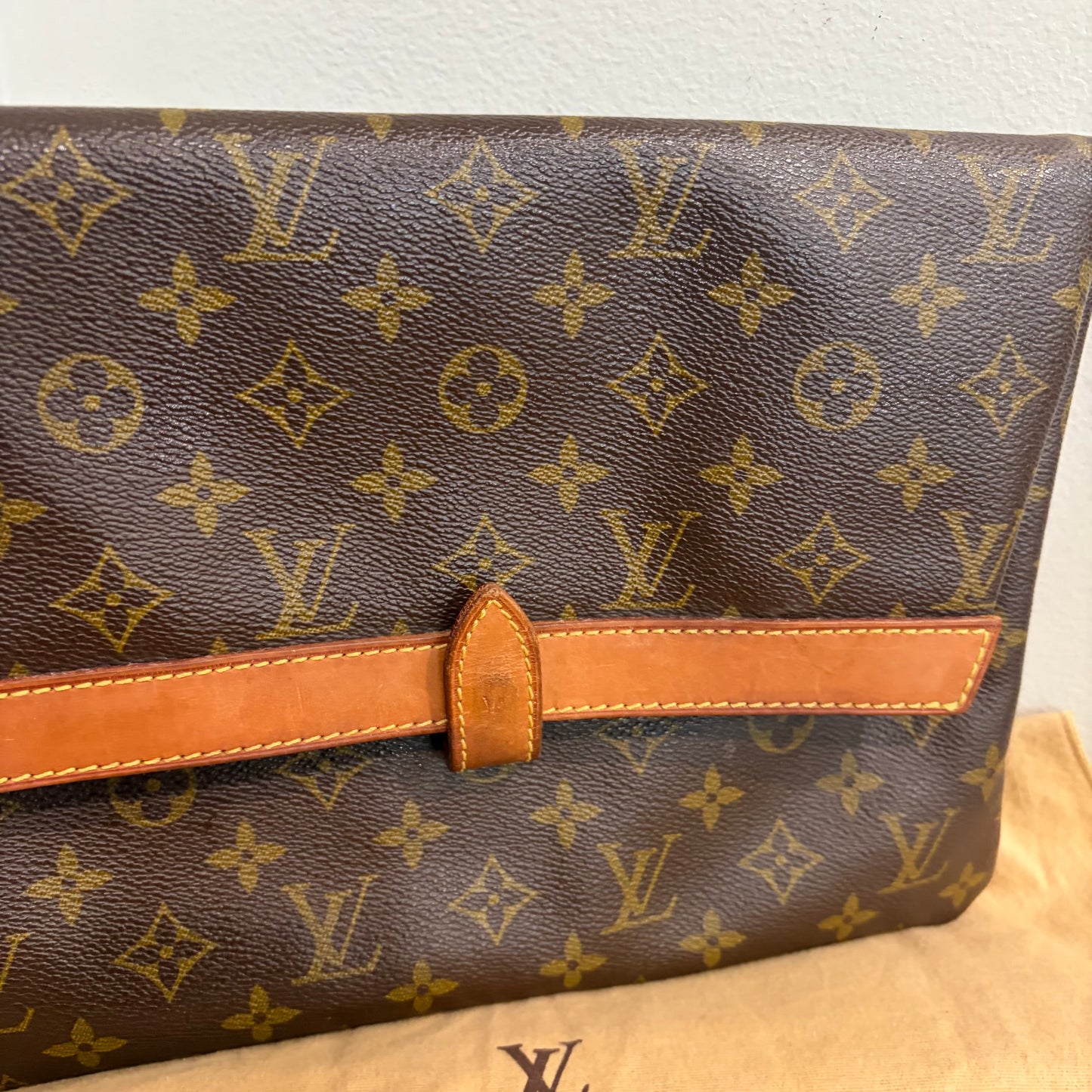 #8006 LOUIS VUITTON Monogram Vintage Pochette Pliante (RARE!)