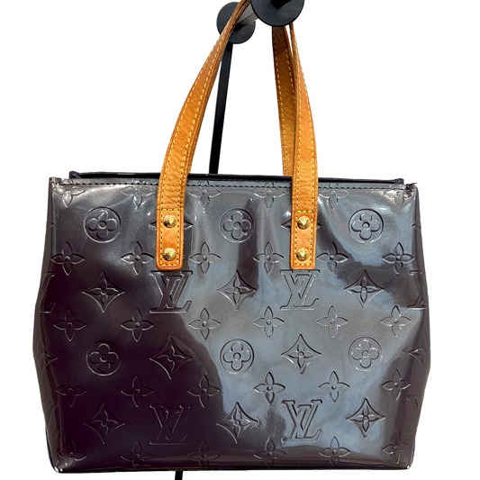 #8251 LOUIS VUITTON Purple Vernis Reade PM