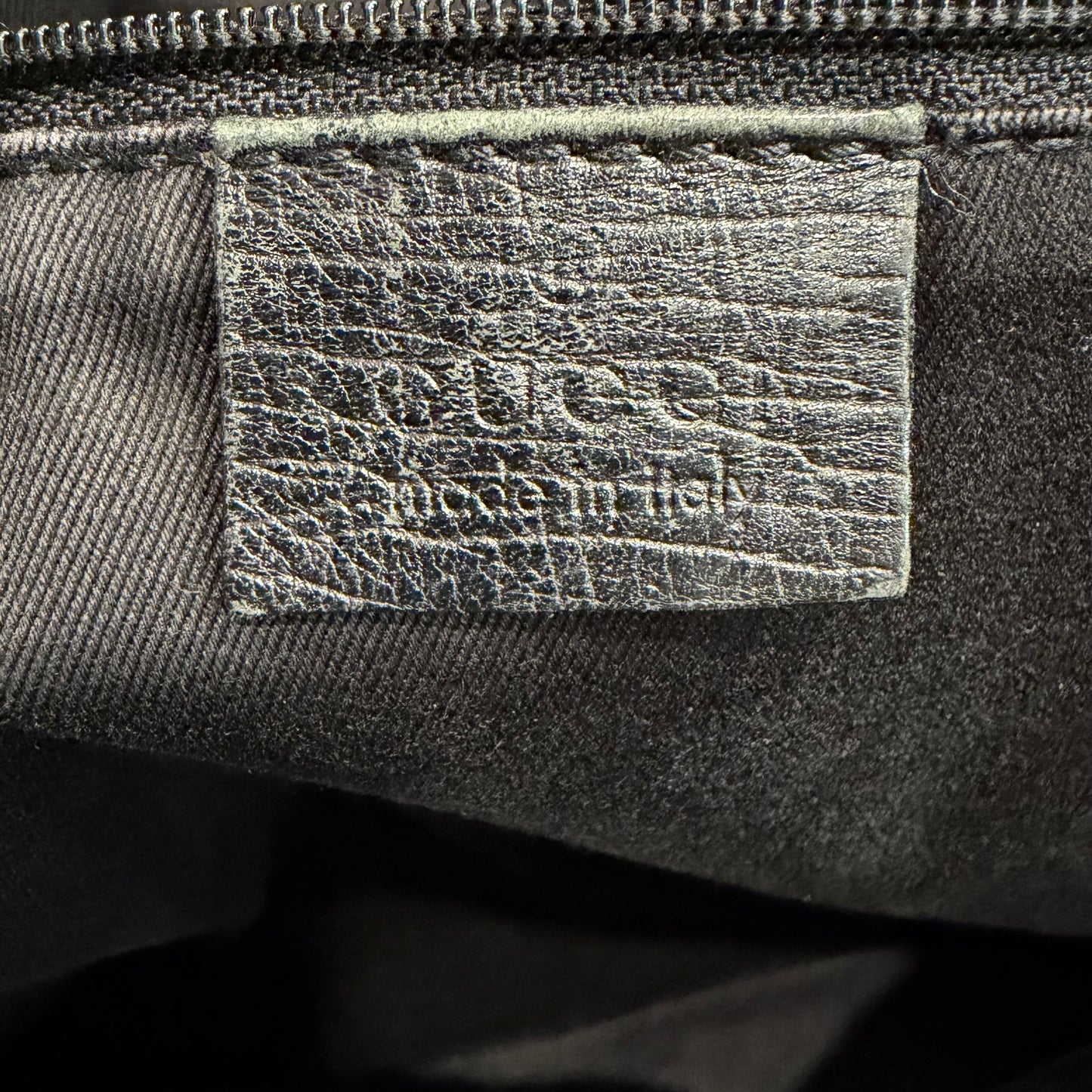 8860 GUCCI Black Canvas Handbag