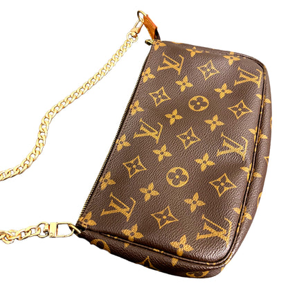 8817 LOUIS VUITTON Monogram Pochette