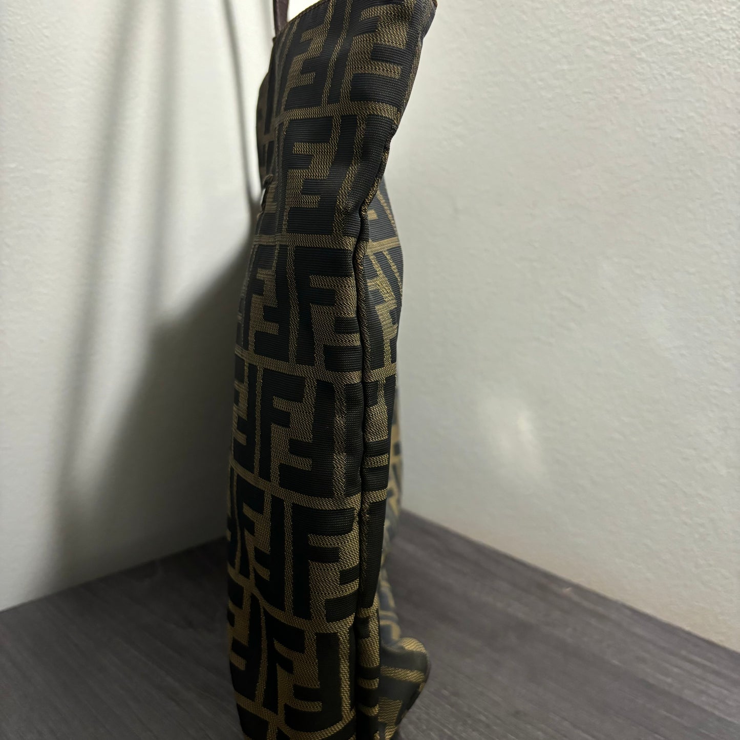 #241 FENDI Tote