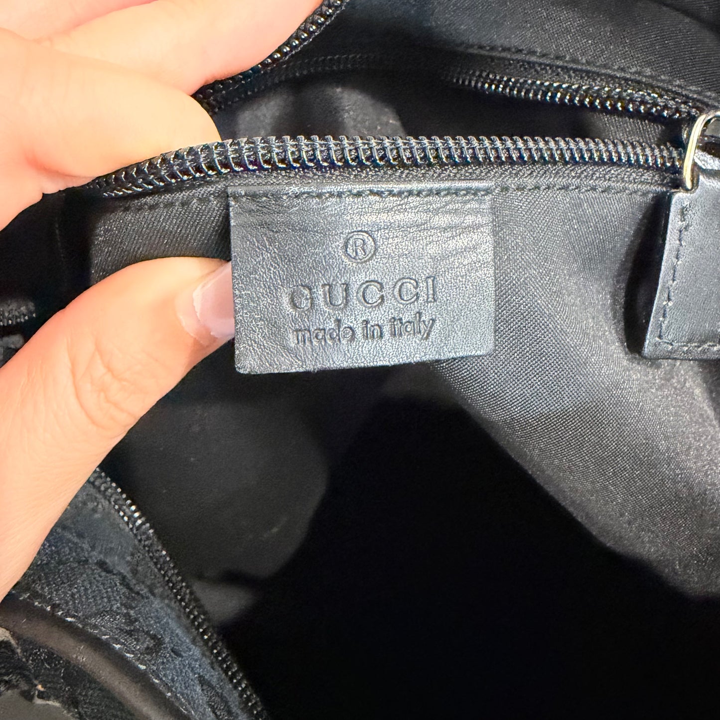 #8200 GUCCI Black GG Canvas Leather Web Tote