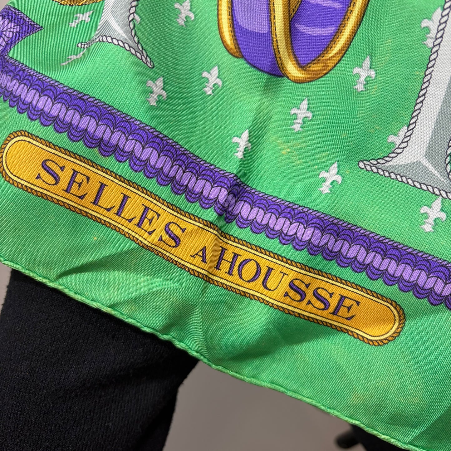 #8235 HERMES 90cm Silk Scarf