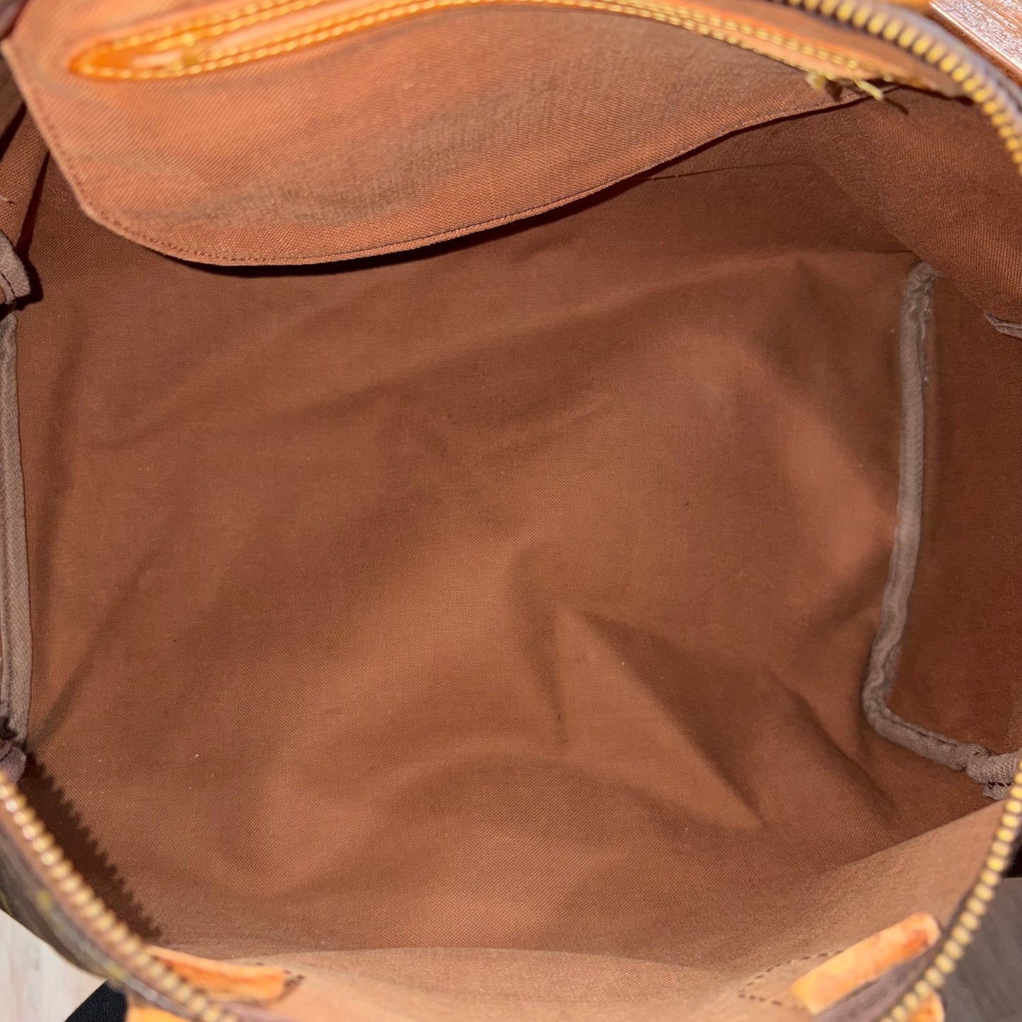 #8262 LOUIS VUITTON Speedy 35