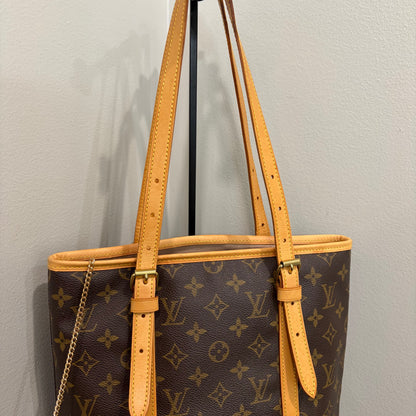 #1108 LOUIS VUITTON Monogram Bucket GM