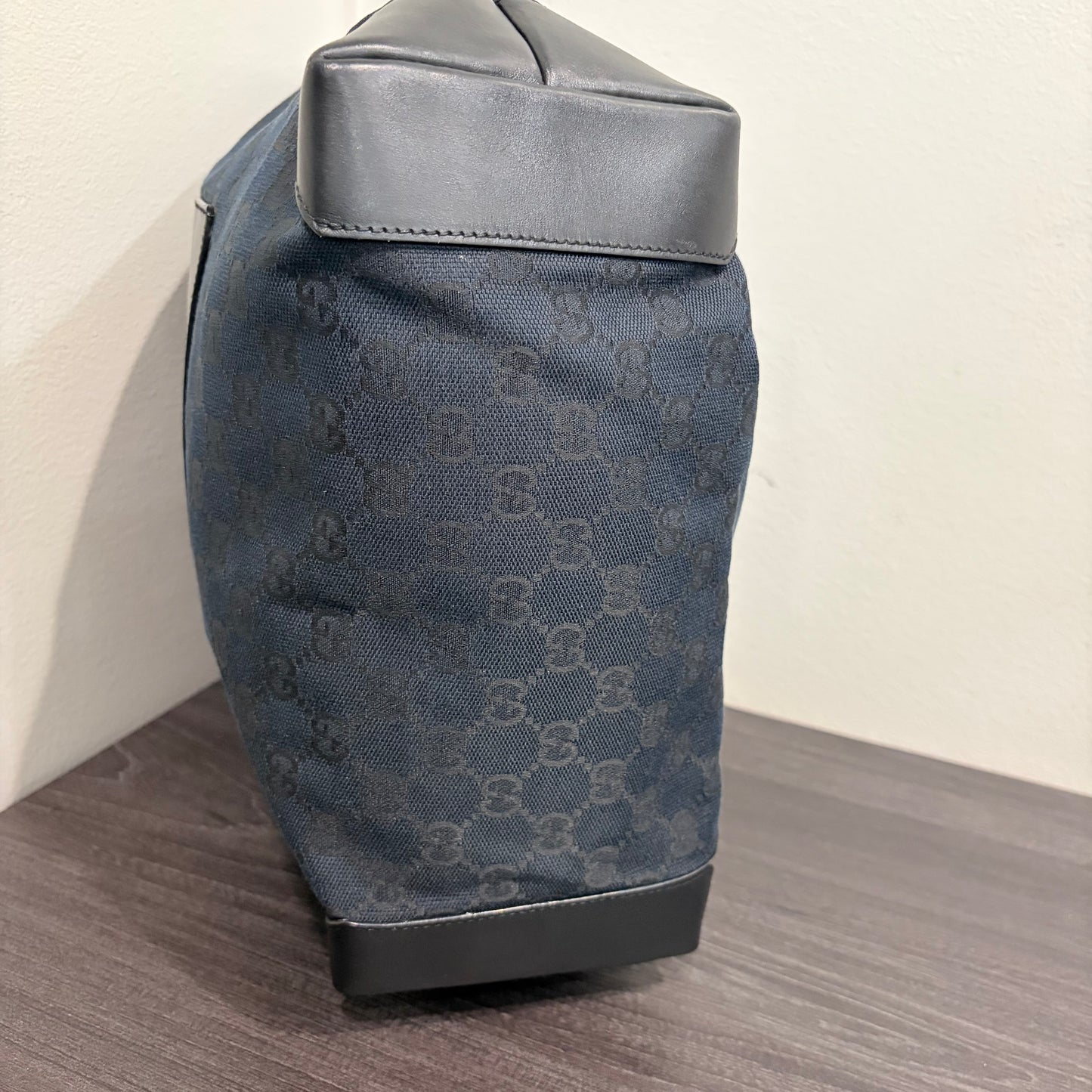 #8200 GUCCI Black GG Canvas Leather Web Tote