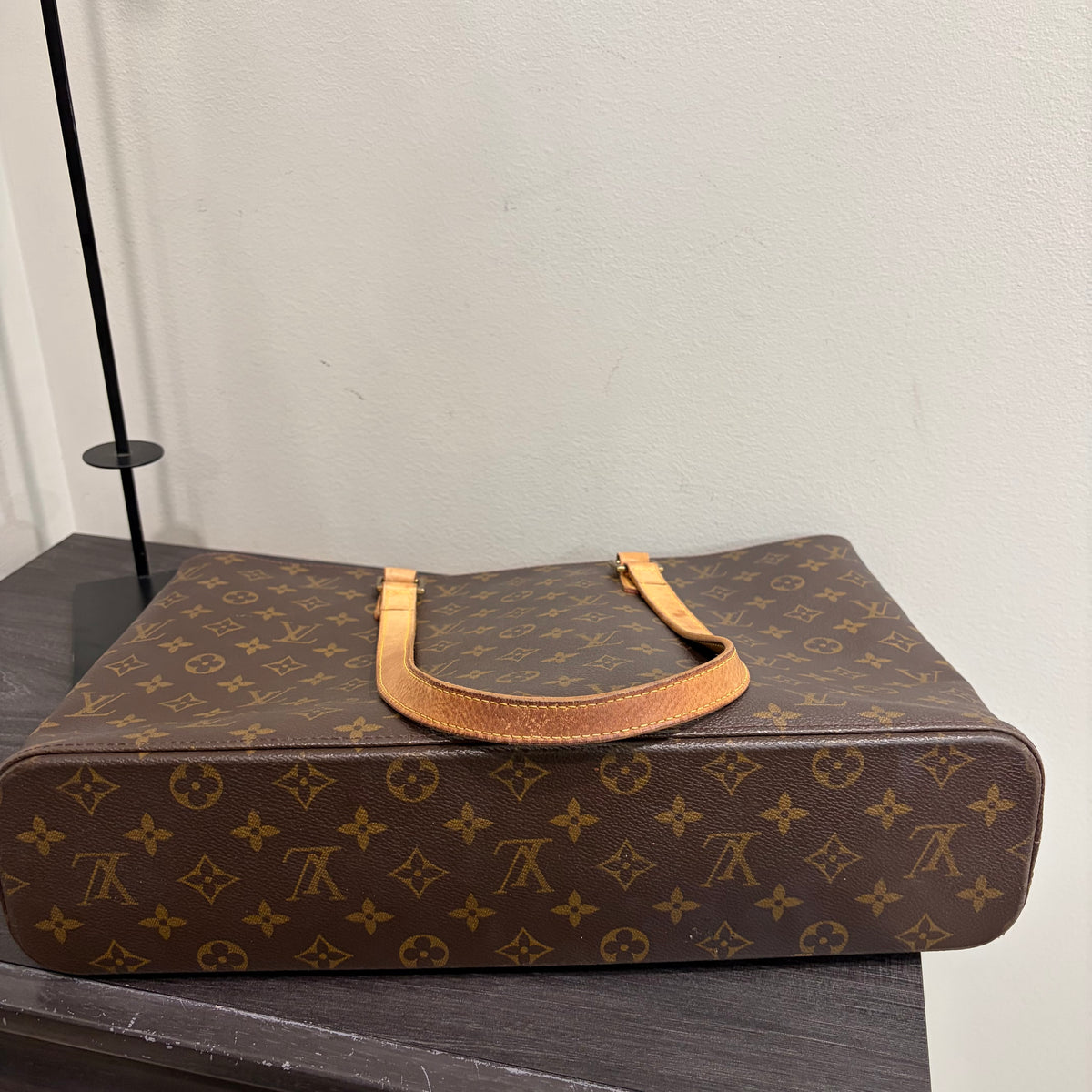 LOUIS VUITTON Luco Tote(Oct 31)