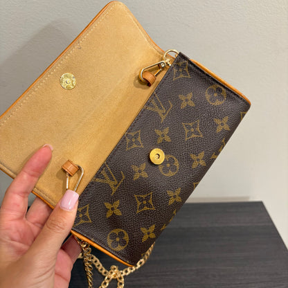 #3214 LOUIS VUITTON Monogram Pochette