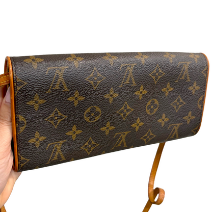#8211 LOUIS VUITTON Monogram Twin Pochette GM