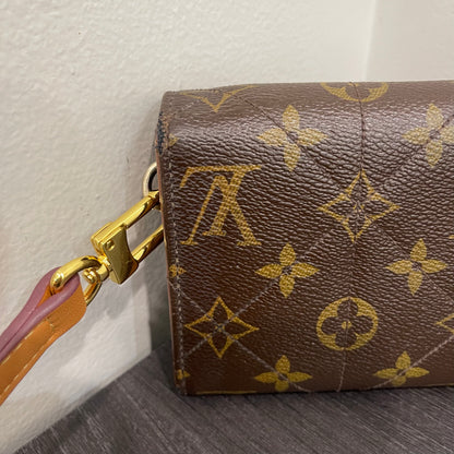 SOLD! Louis Vuitton Etoile GM Quilted Monogram Wallet & Storage Box