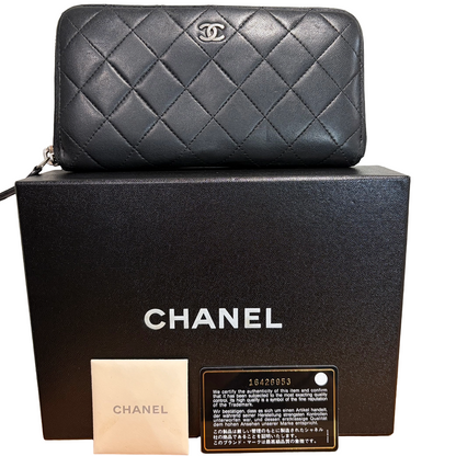 #3218 CHANEL Black Lambskin Leather Matelasse Zip Wallet