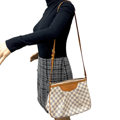 1127 LOUIS VUITTON Damier Azur Siracusa PM