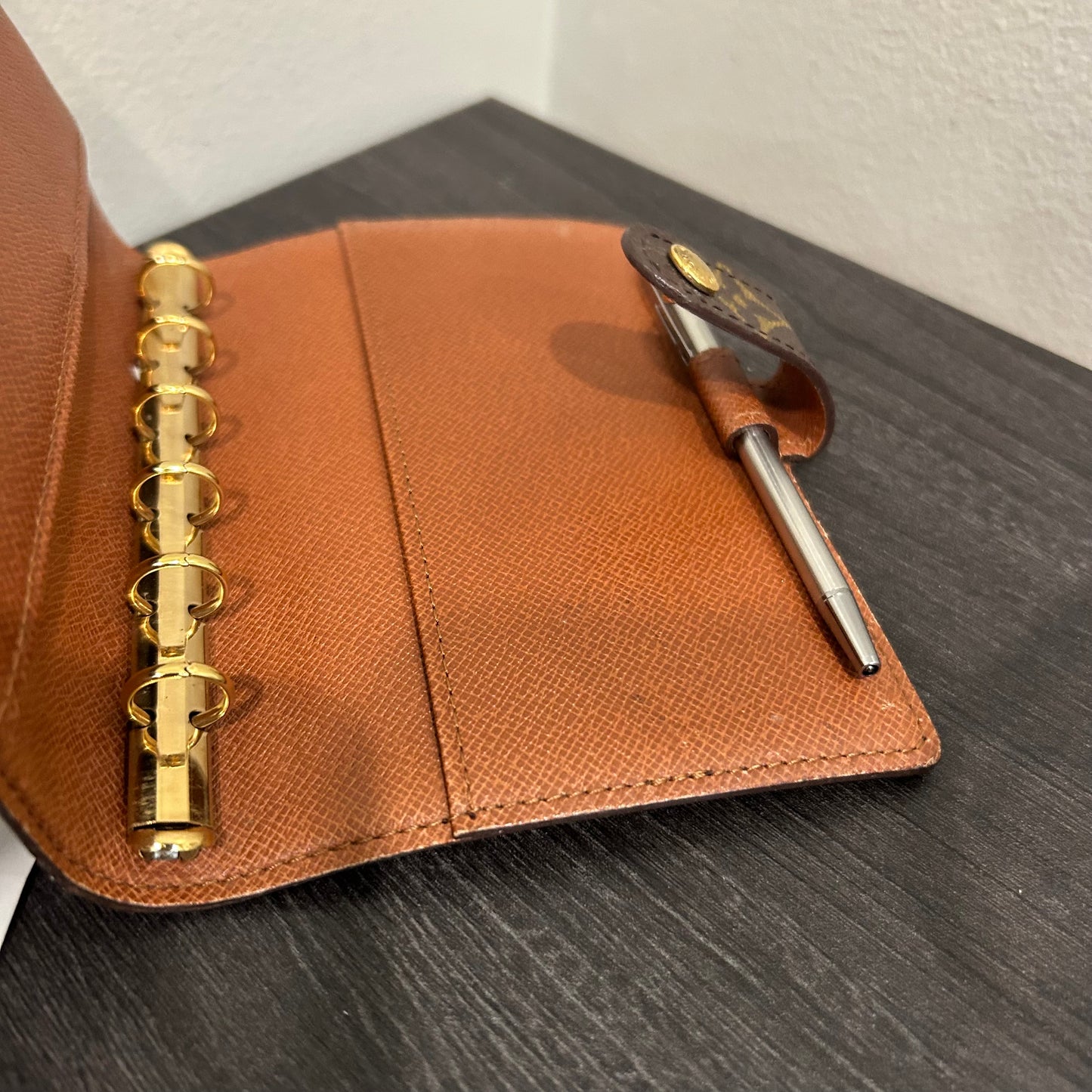 1004 LOUIS VUITTON Agenda PM MSRP $505 (TOP PICK!)