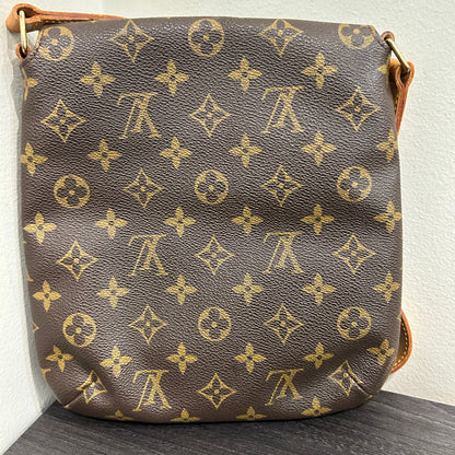 #724 LOUIS VUITTON Musette Salsa