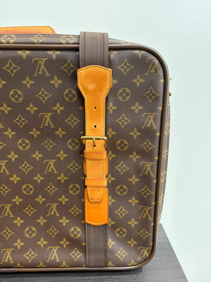 #3201 LOUIS VUITTON Monogram Satellite 53 Luggage