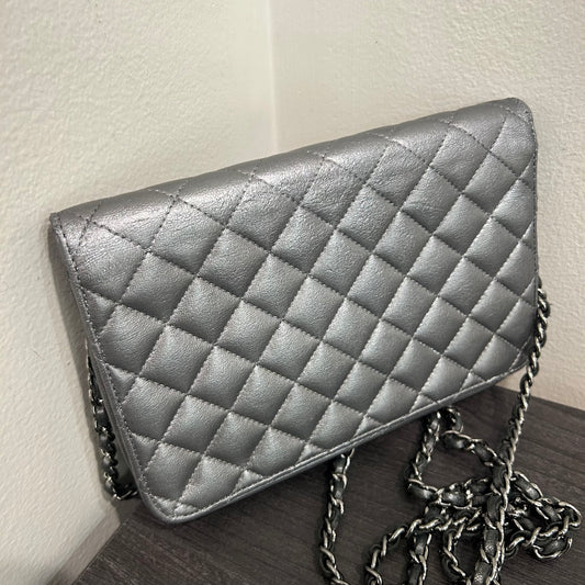 #413 CHANEL Wallet on Chain