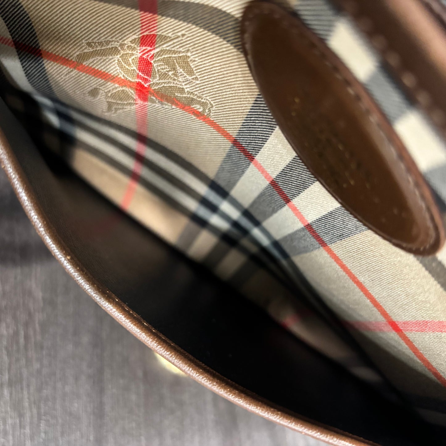 8887 BURBERRY Crossbody