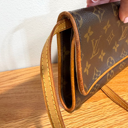 #110 LOUIS VUITTON Twin GM