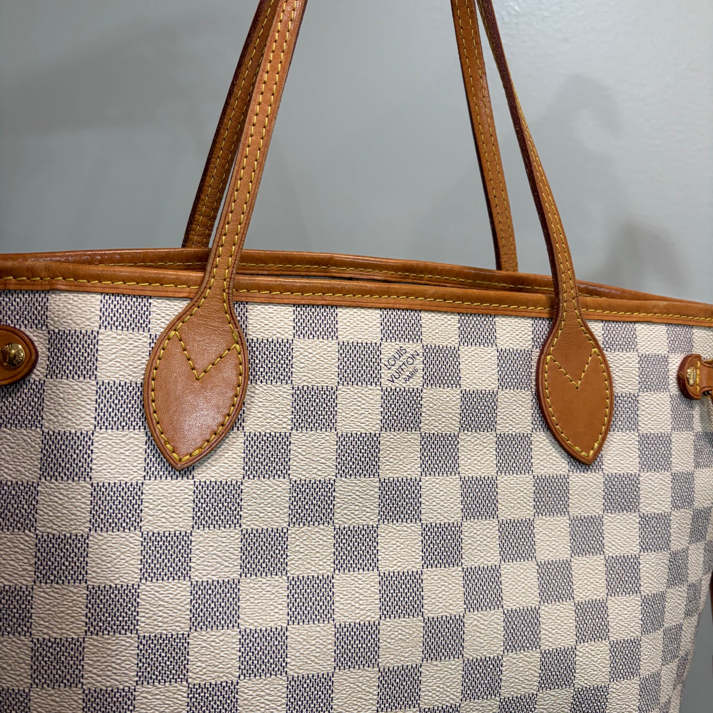 #8239 LOUIS VUITTON Damier Azur Neverfull PM