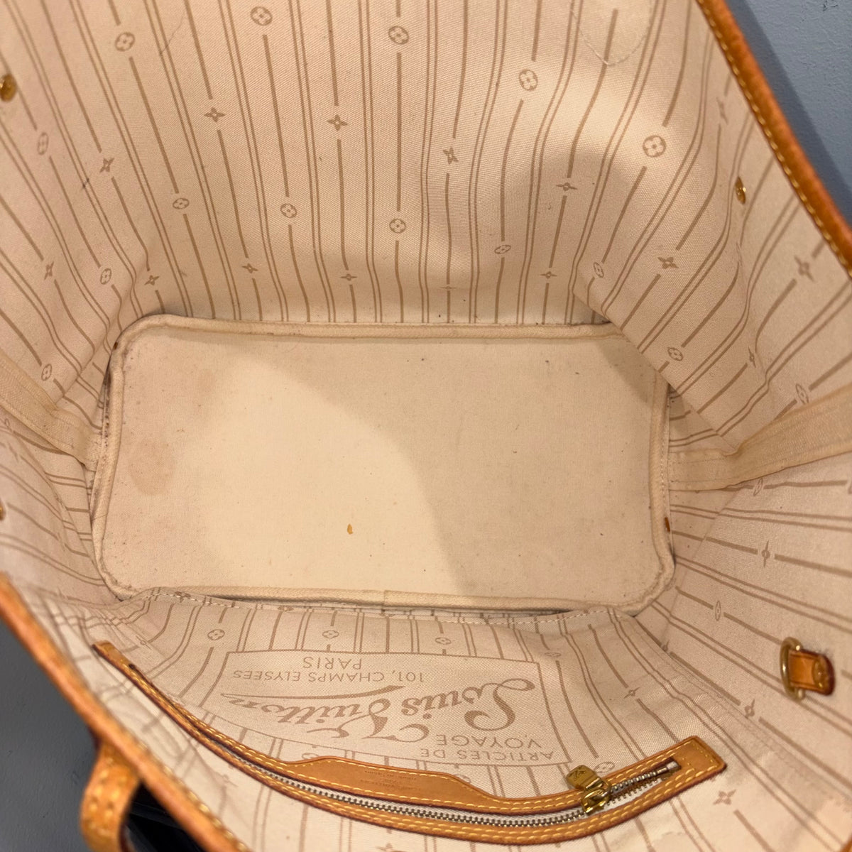 LOUIS VUITTON Damier Azur Neverfull MM