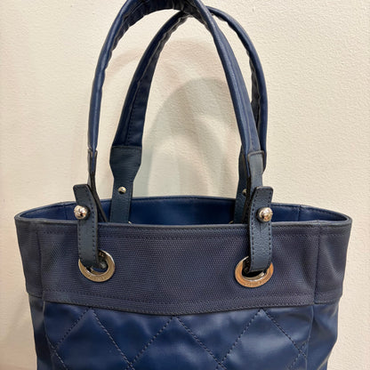 8894 CHANEL Quilted Navy Biarritz Tote