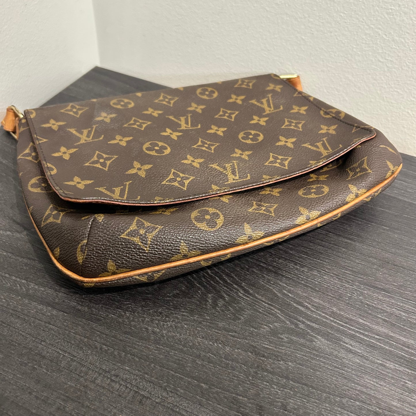 #317 LOUIS VUITTON MUSETTE TANGO
