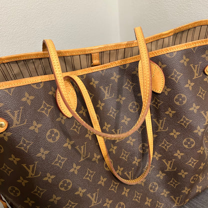 Louis Vuitton Monogram Neverfull GM w/ Pouch