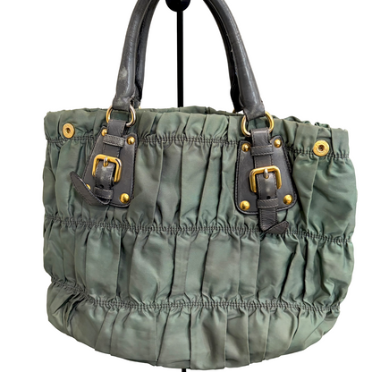 8852 PRADA Tessuto Nylon Gauffre