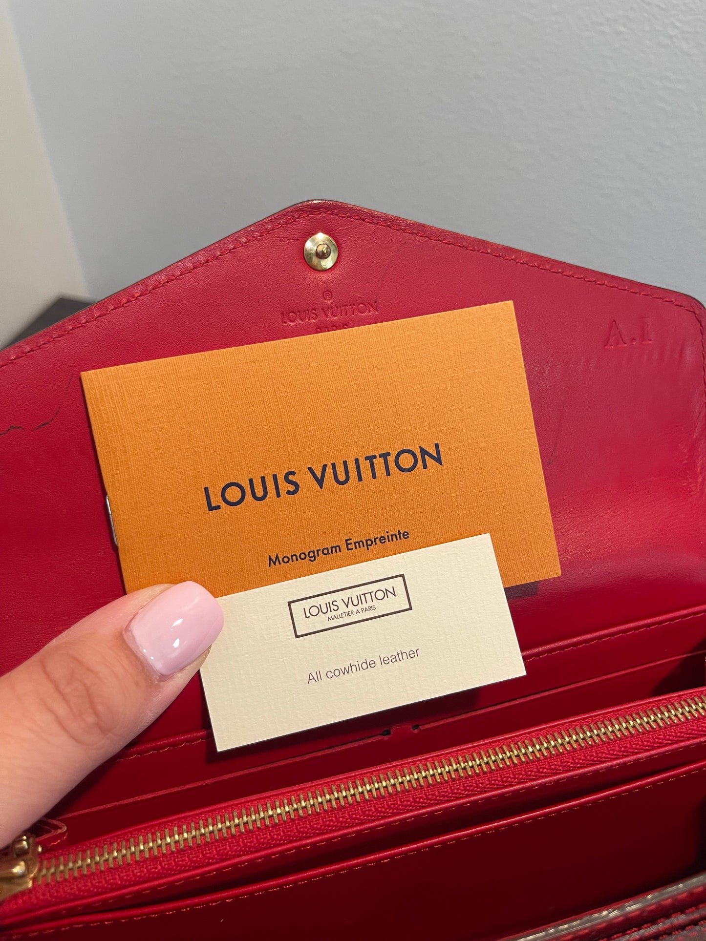 SOLD! 5 Piece Louis Vuitton Vernis Wallet Set