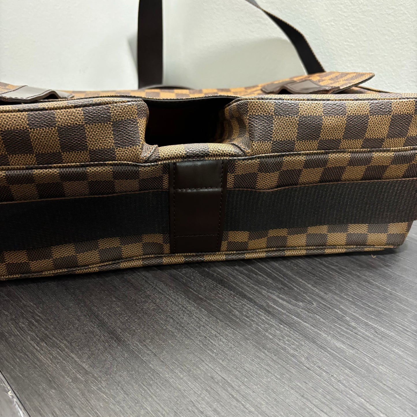 #251 LOUIS VUITTON Damie Broadway 2way