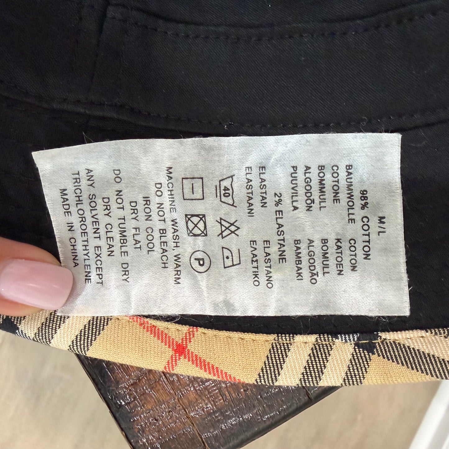 #3227 BURBERRY Reversible Hat