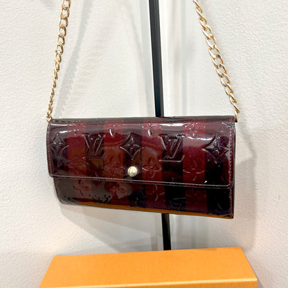 1008 LOUIS VUITTON Striped Vernis Long Wallet with Storage Box