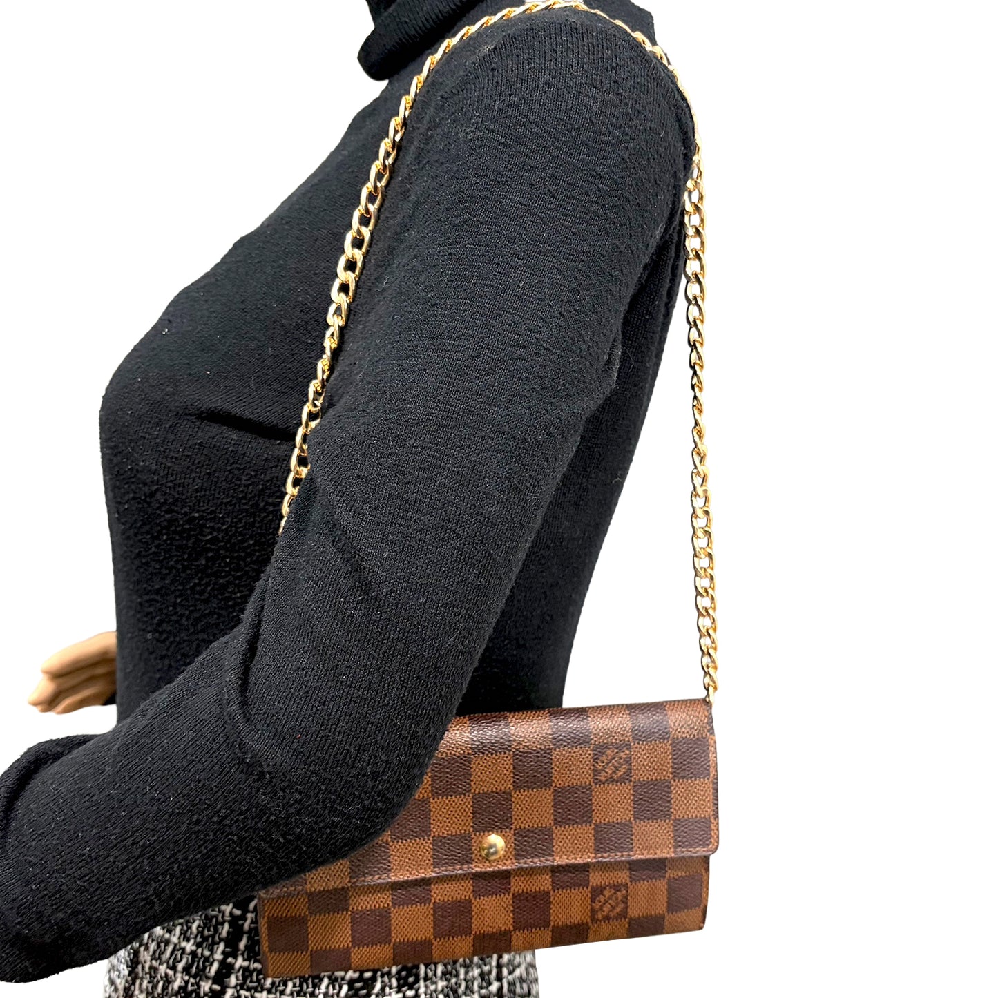 8855 LOUIS VUITTON Damier Ebene Sarah Wallet