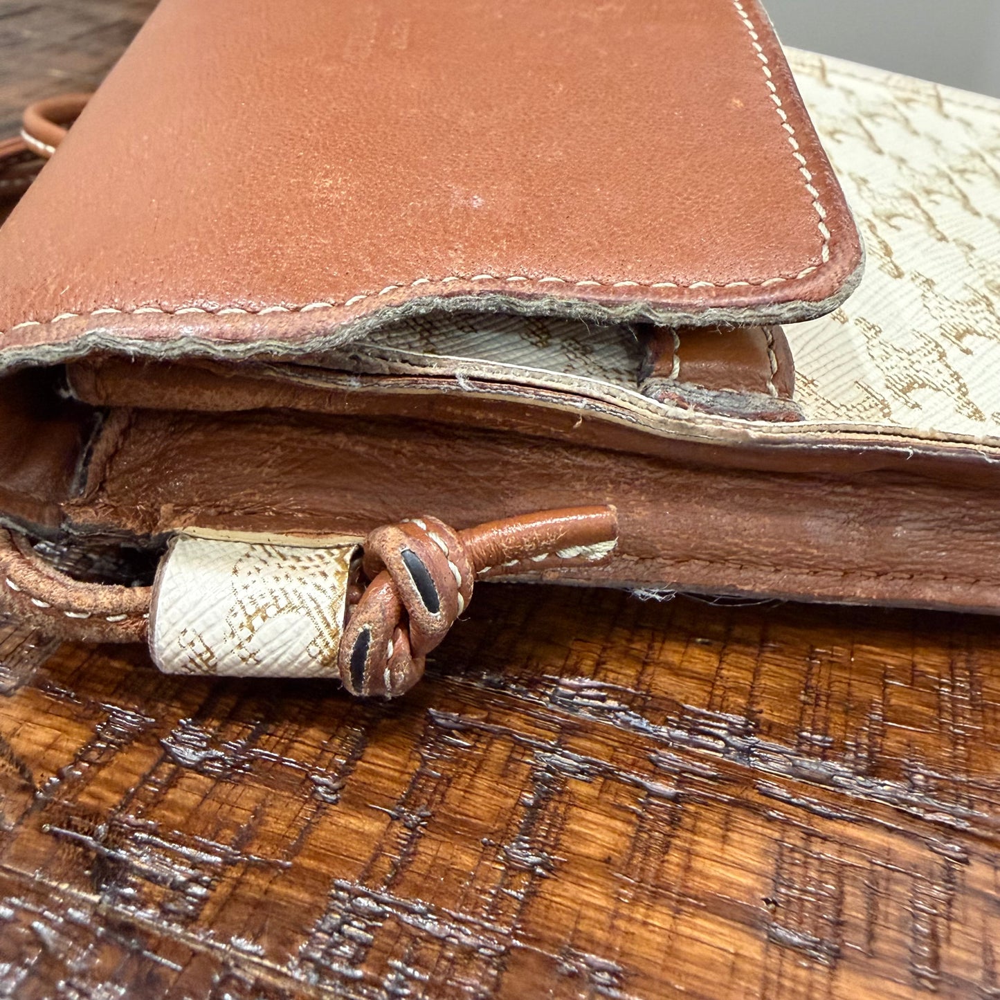 #1119 CELINE Triomphe Phone & Card Crossbody