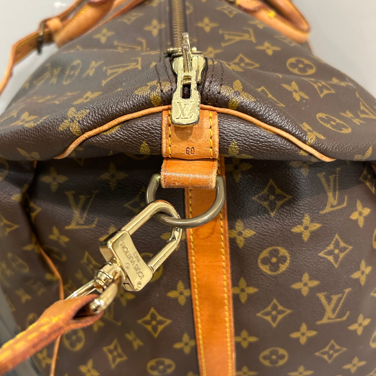 CLEARANCE #811 LOUIS VUITTON Keepall 60 Bandouliere