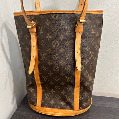 #318 LOUIS VUITTON Bucket GM