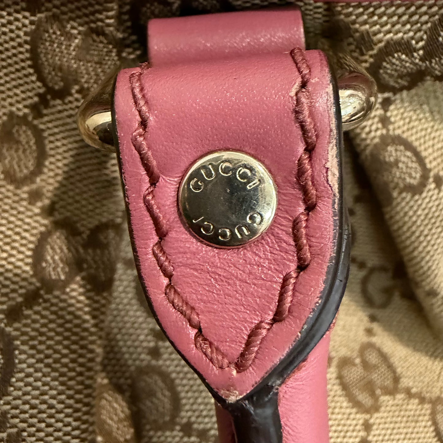 #9108 GUCCI Beige Canvas Sukey Bag