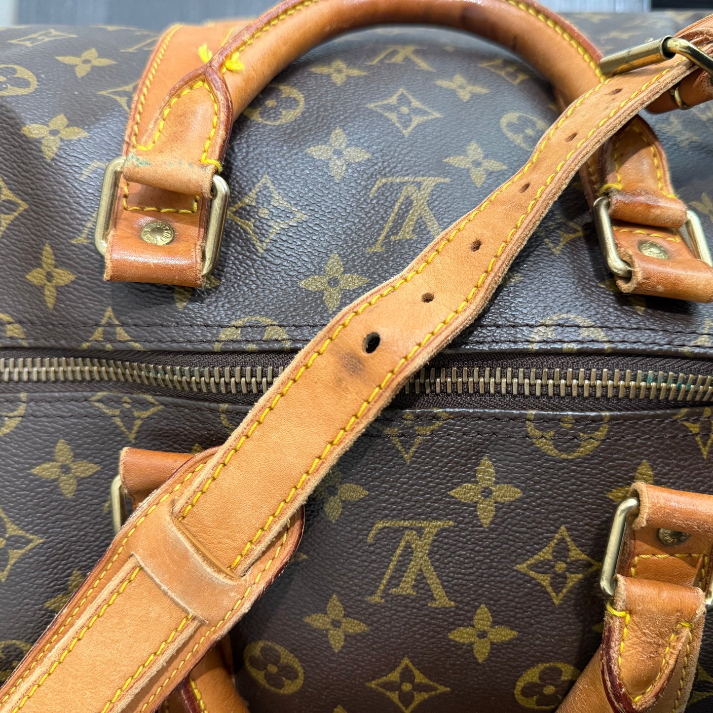 CLEARANCE #801 LOUIS VUITTON Keepall 55 Bandouliere
