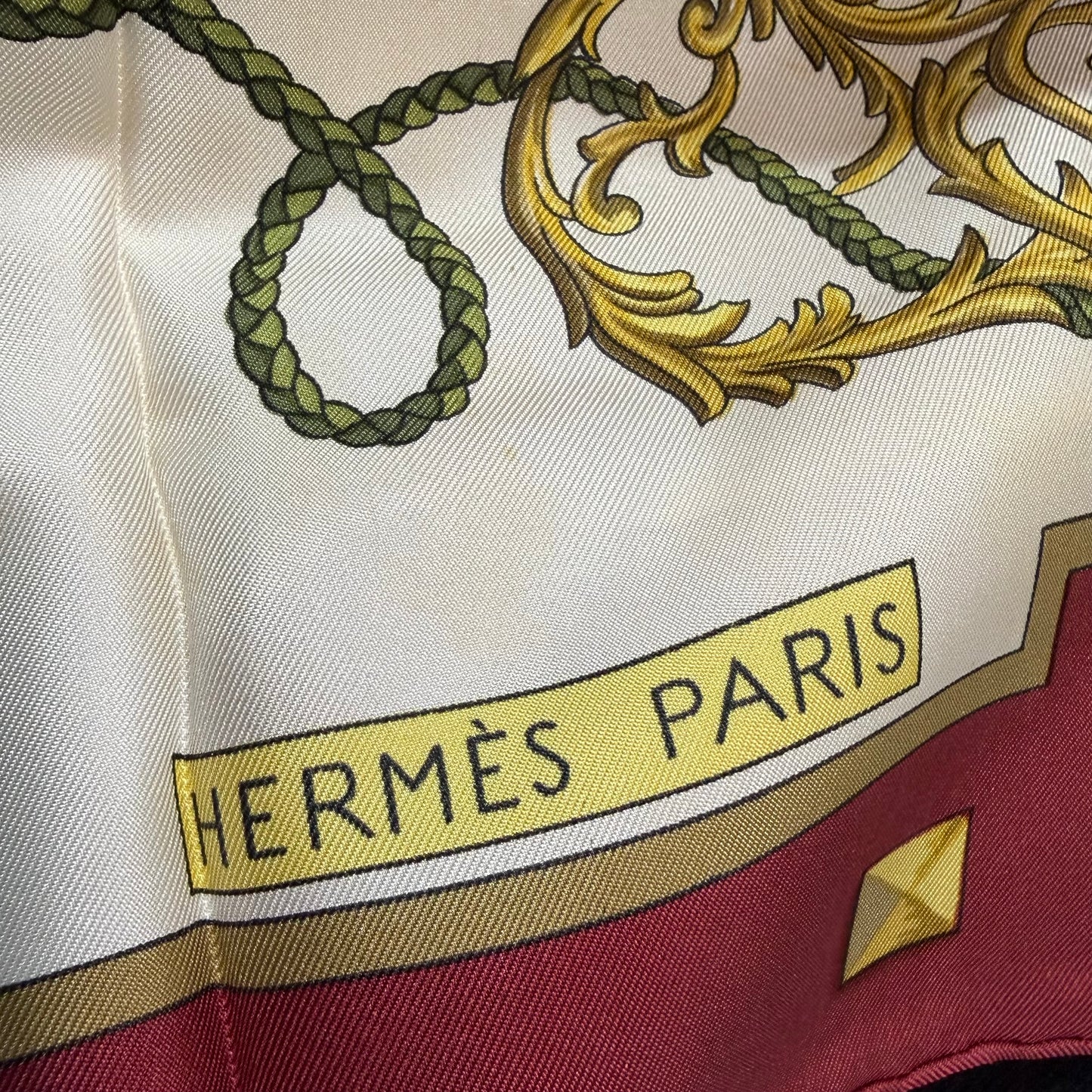 #8273 HERMES 90cm Silk Scarf