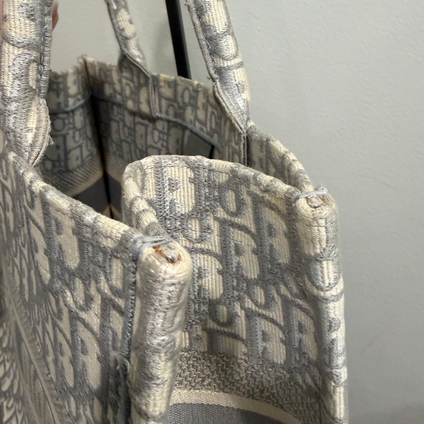 8898 CHRISTIAN DIOR Oblique Medium Book Tote MSRP $3450