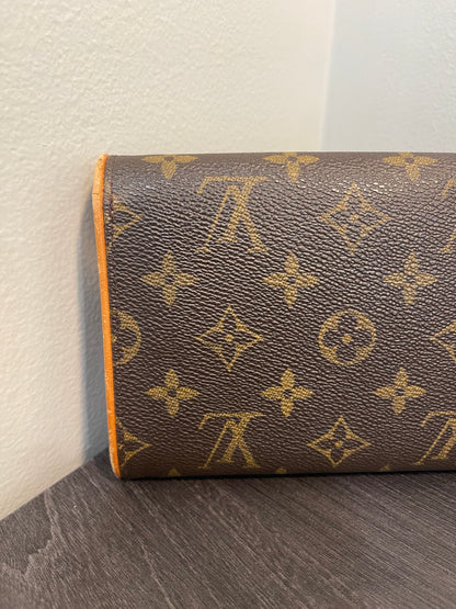 SOLD! Louis Vuitton Monogram Pochette Twin GM