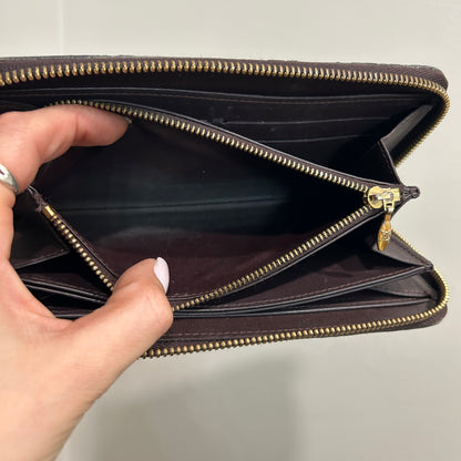 SOLD! Louis Vuitton Vernis Zip Wallet