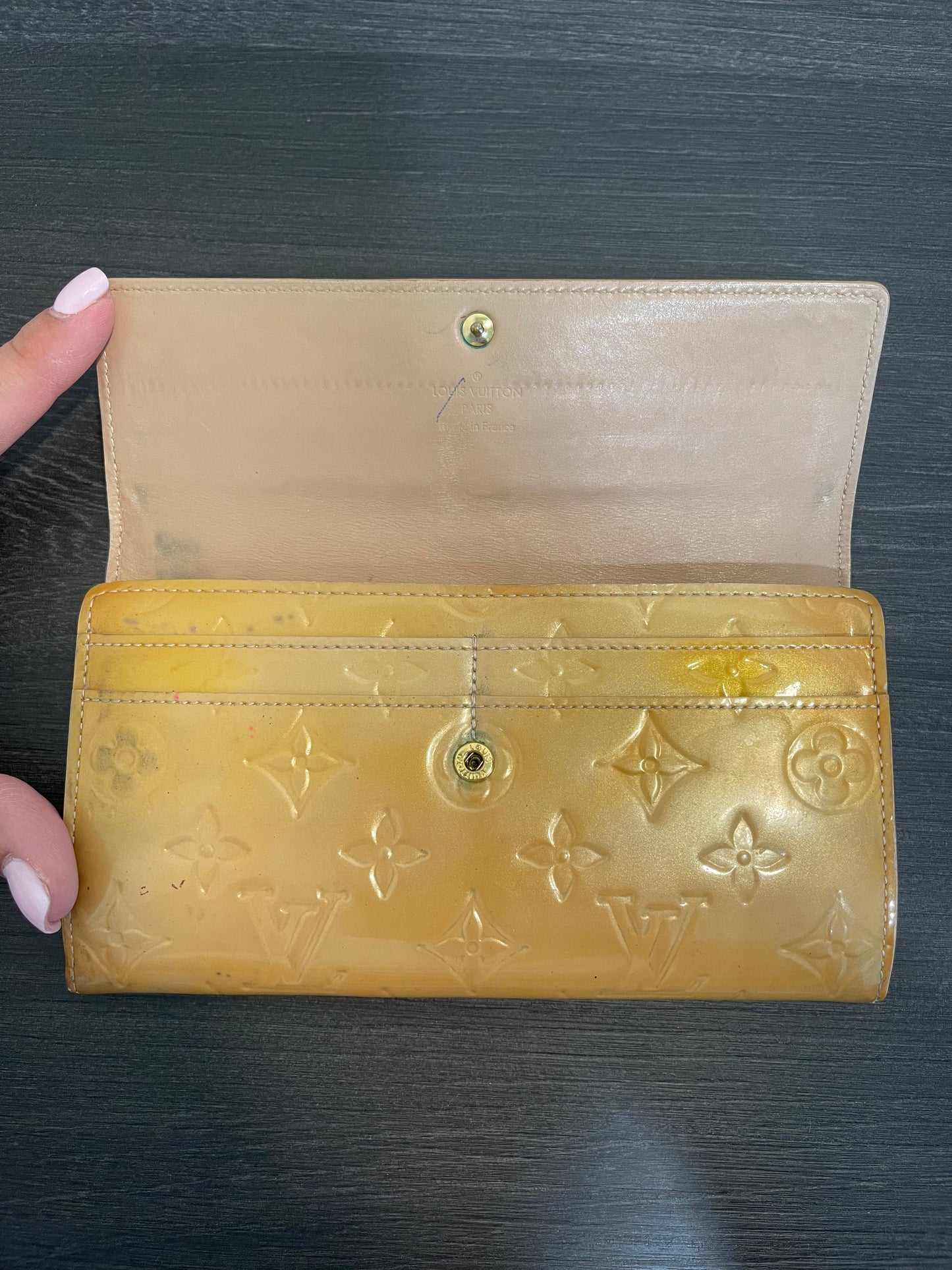 SOLD! 5 Piece Louis Vuitton Vernis Wallet Set