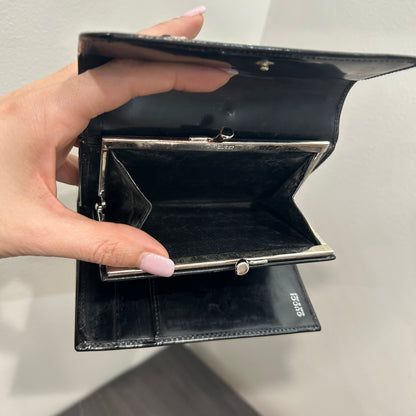 CLEARANCE #199 GUCCI Patent Wallet